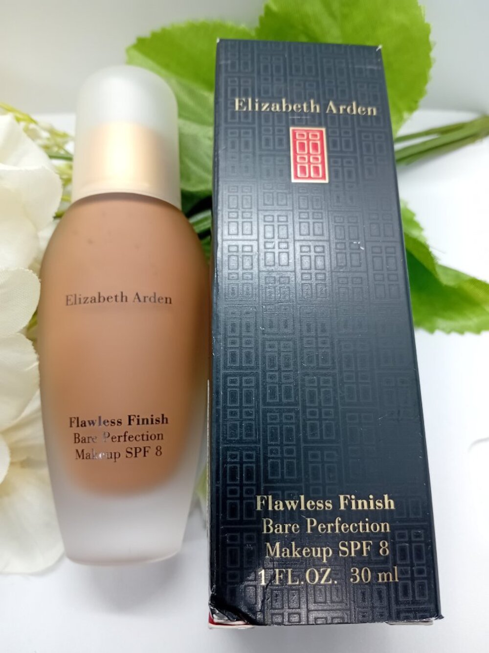 Elizabeth Arden Flawless Finish Skin Balancing Foundation Cappuccino 44 New
